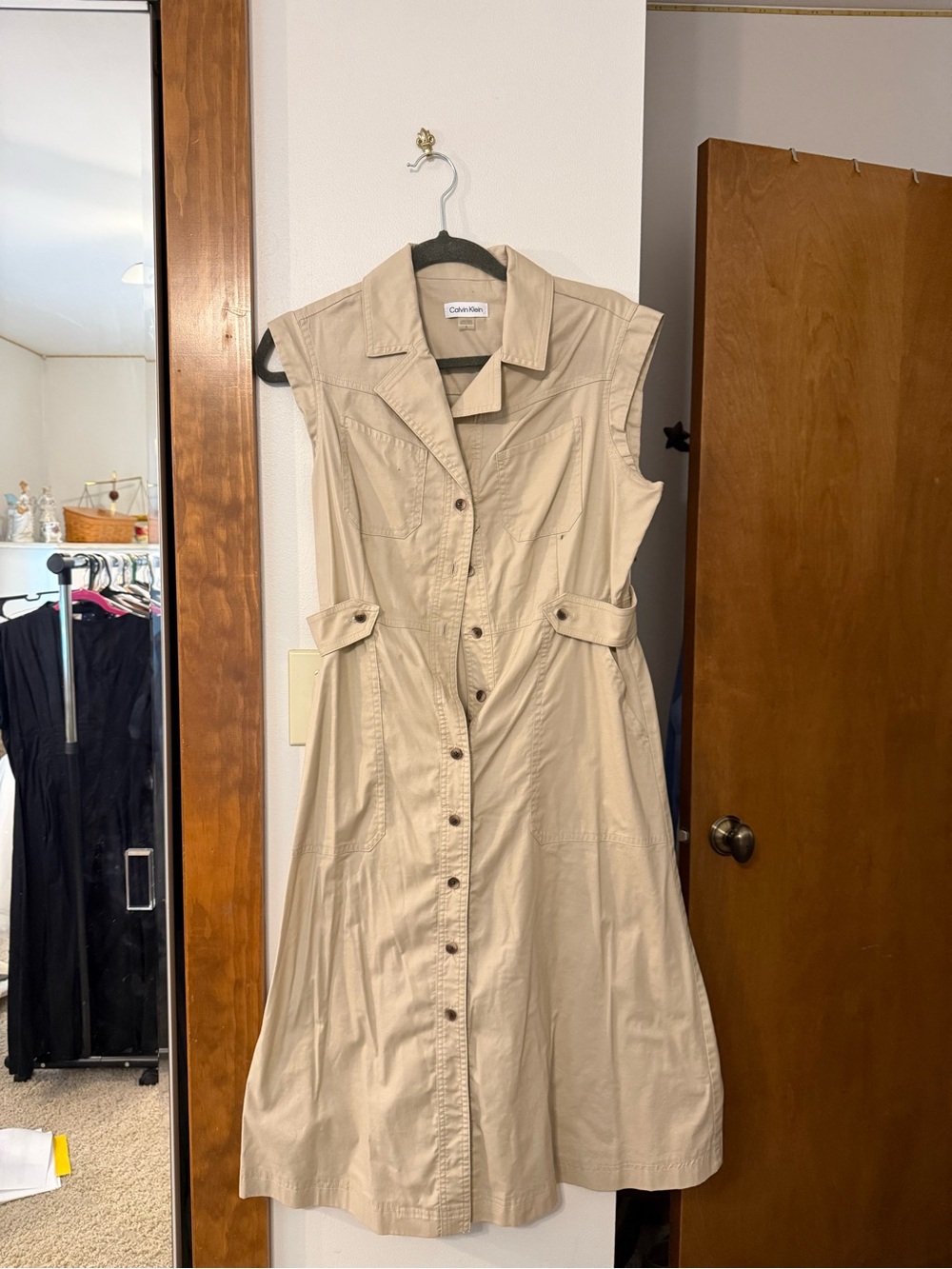 Calvin Klein Beige Sleeveless Button-Front Midi Dress